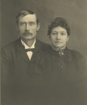 Nels & Dina (Boe) Loberg