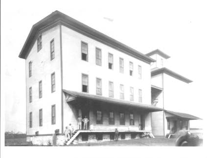 Upham Banner Mill ca 1899